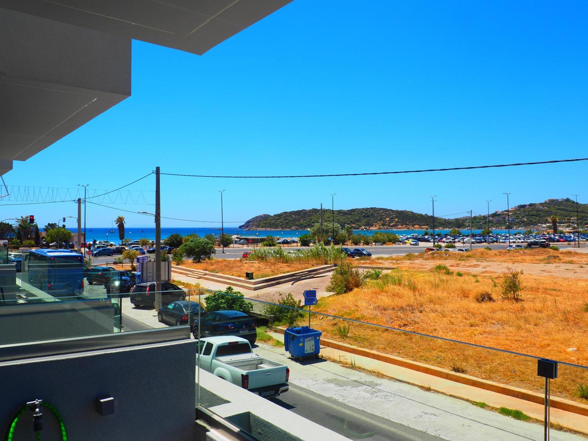 Golden Sand Suites Anávyssos Eksteriør bilde